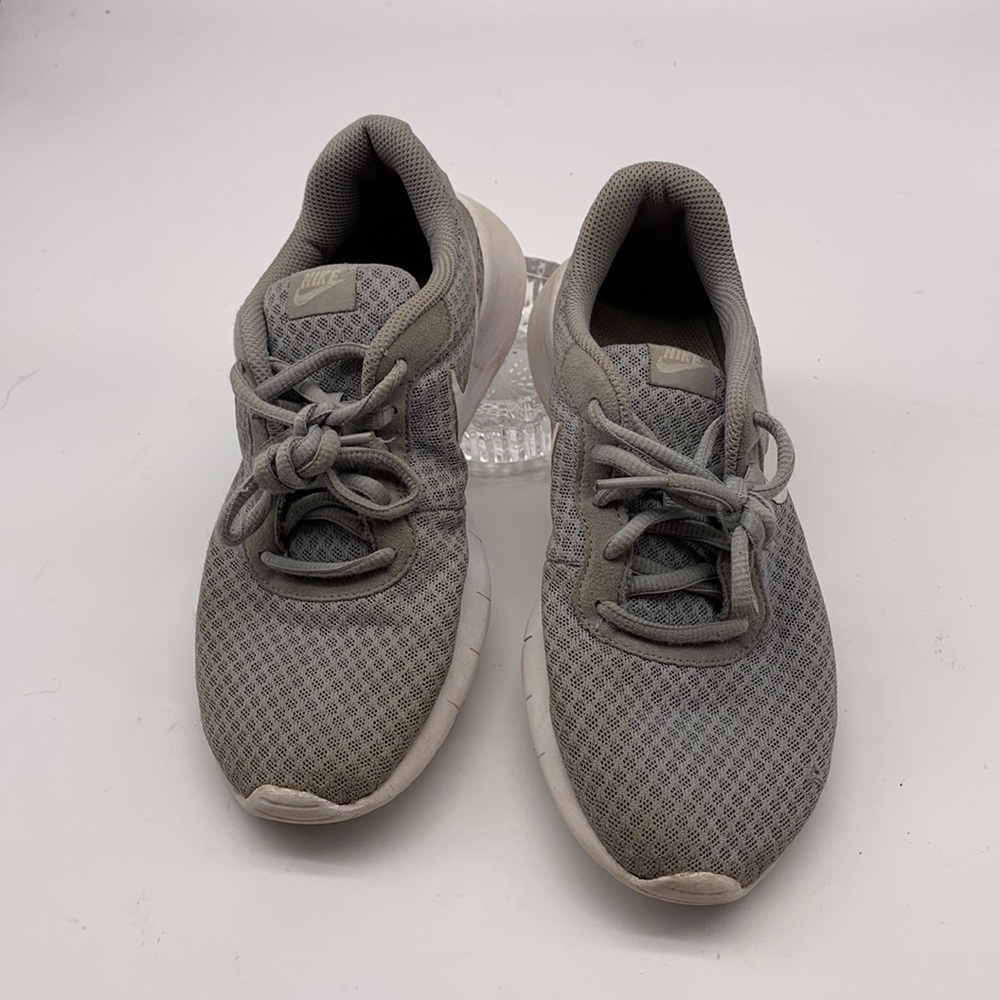 Nike Gray Mesh Youth Running Shoes size 4.5